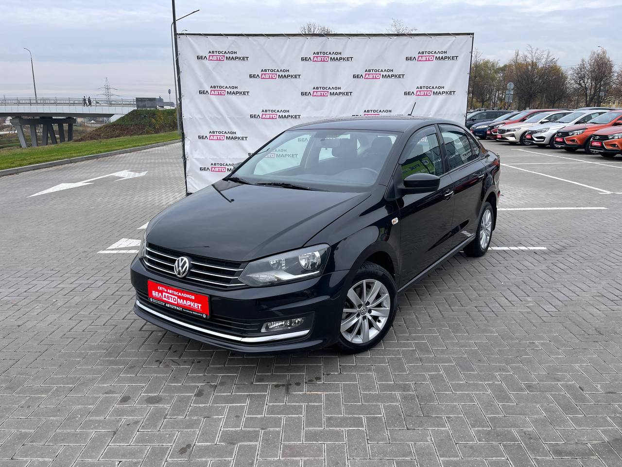 авто с пробегом volkswagen polo sedan 2017