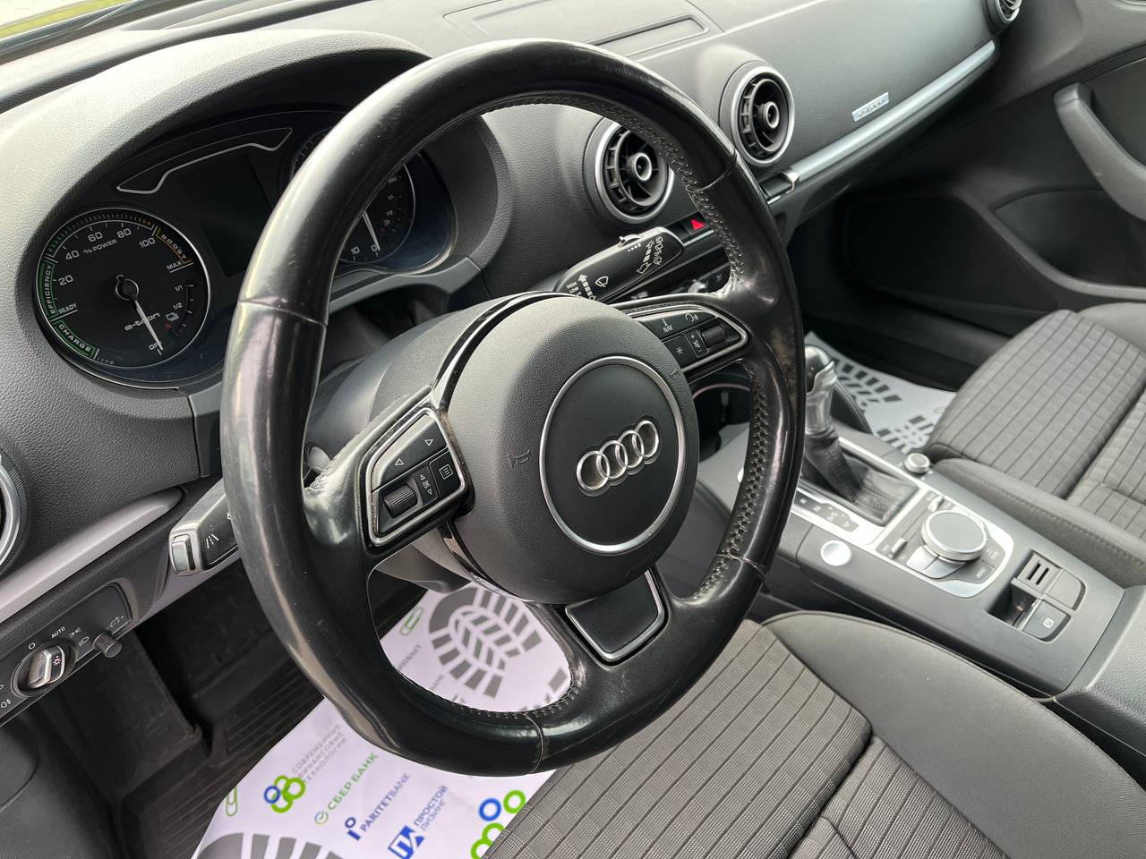 Фото автомобиля 12