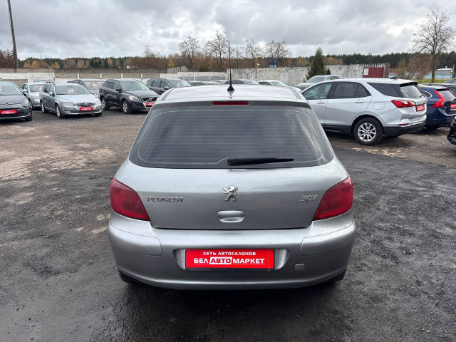 Фото автомобиля 5