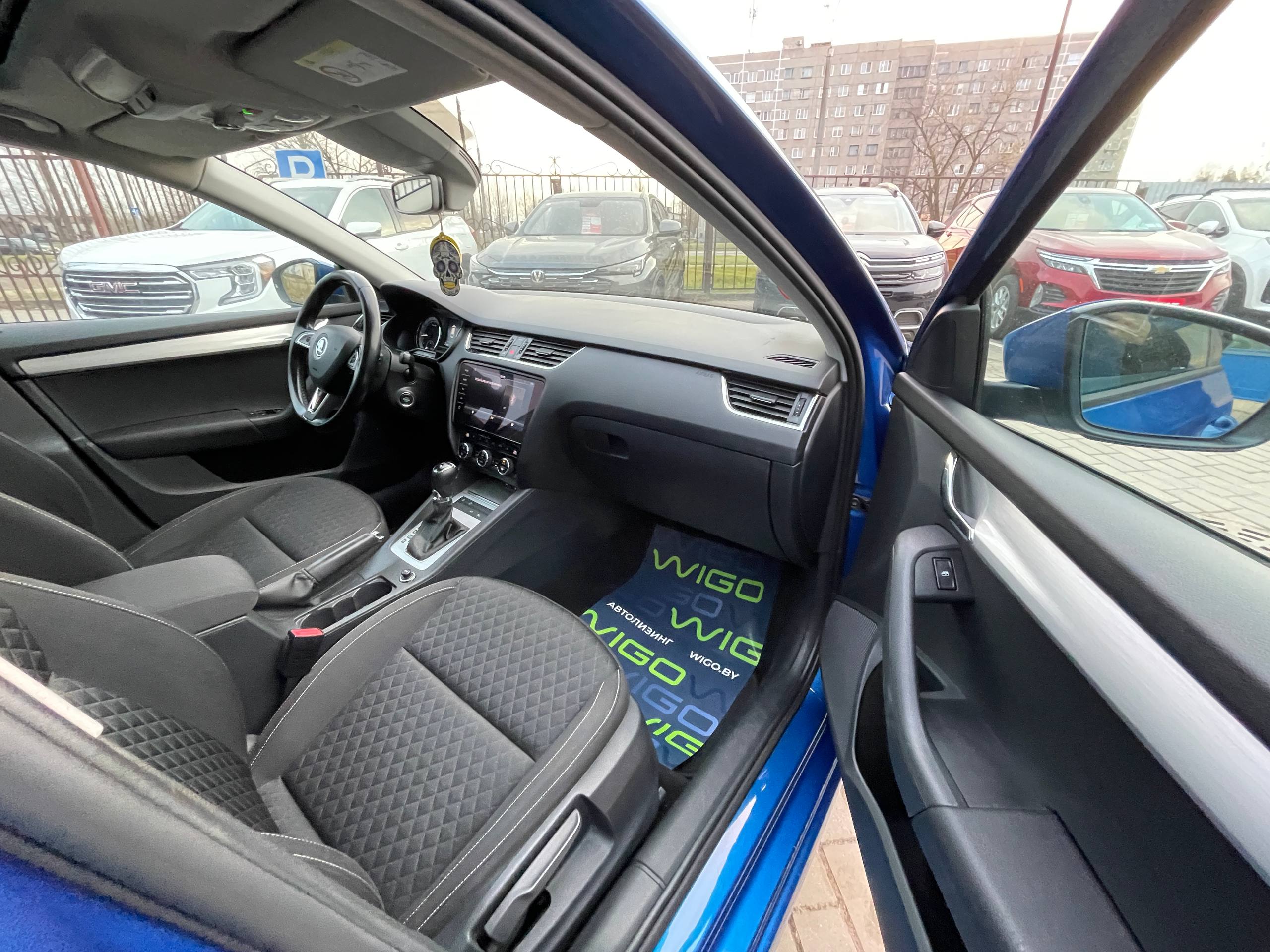 Фото автомобиля 1