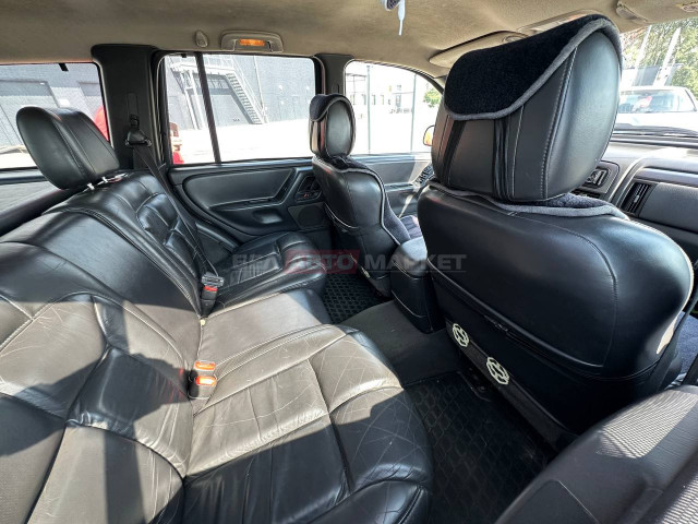 Фото автомобиля 12