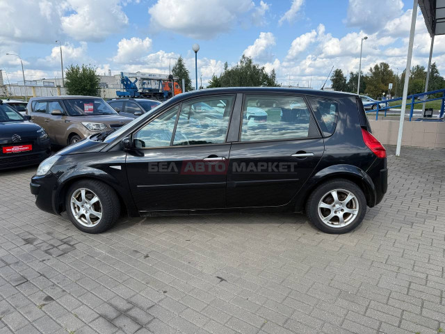 Фото автомобиля 8