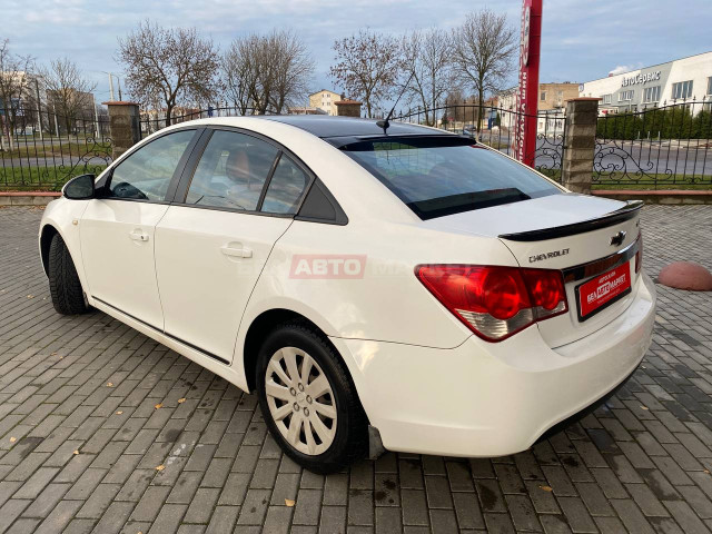 Фото автомобиля 7
