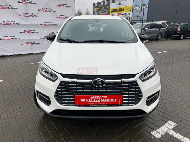 Фото автомобиля 3
