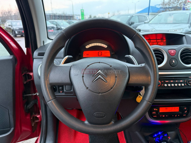 Фото автомобиля 11