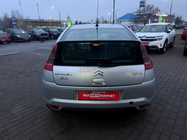 Фото автомобиля 6
