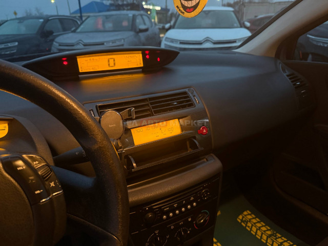 Фото автомобиля 12