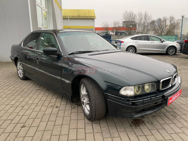 Фото автомобиля 3