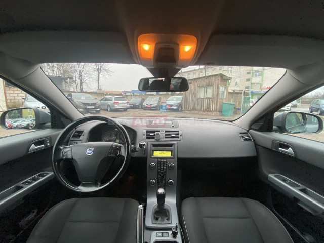 Фото автомобиля 10