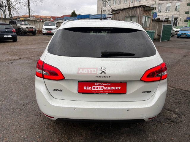 Фото автомобиля 5